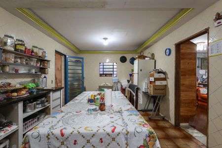 Casa para alugar com 140m², 3 quartos e 6 vagasCozinha