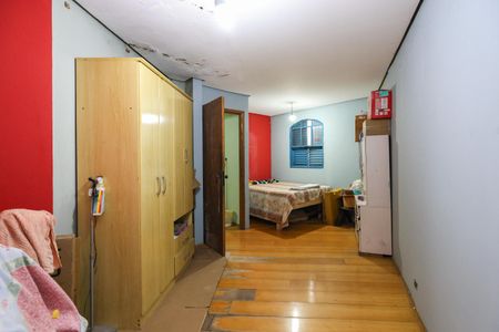 Casa para alugar com 140m², 3 quartos e 6 vagasSuíte 1