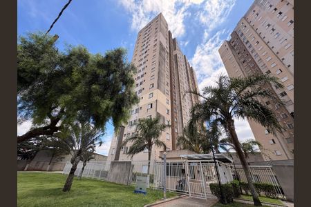 Apartamento para alugar com 45m², 2 quartos e 1 vaga Apartamento para alugar com 45m², 2 quartos e 1 vagaFachada