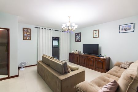 Sala  de casa para alugar com 3 quartos, 450m² em Jardim D’abril, Osasco