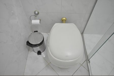 Casa à venda com 345m², 4 quartos e 10 vagasBanheiro Social