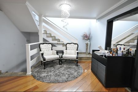 Casa à venda com 345m², 4 quartos e 10 vagasSala de Estar 1