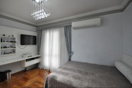 Casa à venda com 345m², 4 quartos e 10 vagasQuarto 3