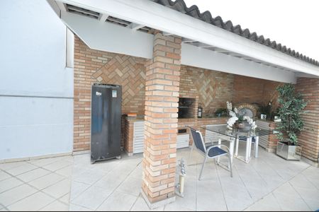 Casa à venda com 345m², 4 quartos e 10 vagasChurrasqueira