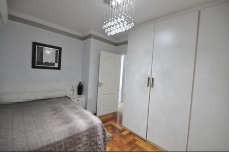 Casa à venda com 345m², 4 quartos e 10 vagasQuarto 3