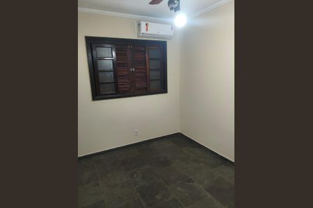 Casa de Condomínio para alugar com 2 quartos, 64m² em Jardim Las Palmas, Guarujá