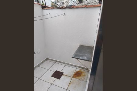 Casa de Condomínio para alugar com 2 quartos, 64m² em Jardim Las Palmas, Guarujá