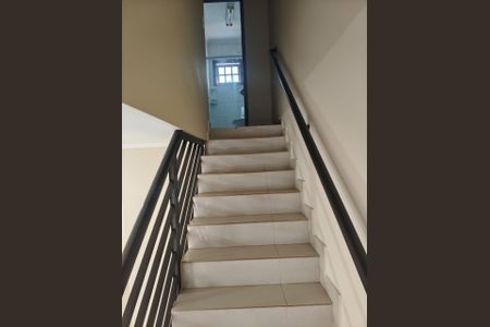 Casa de Condomínio para alugar com 2 quartos, 64m² em Jardim Las Palmas, Guarujá