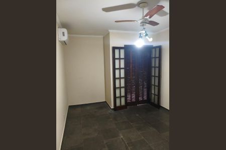 Casa de Condomínio para alugar com 2 quartos, 64m² em Jardim Las Palmas, Guarujá