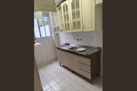 Casa de Condomínio para alugar com 2 quartos, 64m² em Jardim Las Palmas, Guarujá