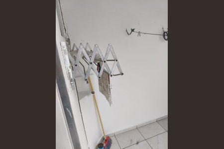 Casa de Condomínio para alugar com 2 quartos, 64m² em Jardim Las Palmas, Guarujá