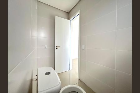 Apartamento para alugar com 61m², 2 quartos e 1 vaga Apartamento para alugar com 61m², 2 quartos e 1 vagaBanheiro Suíte