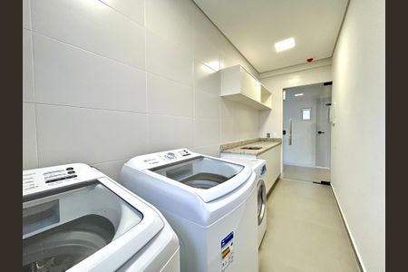 Apartamento para alugar com 61m², 2 quartos e 1 vaga Apartamento para alugar com 61m², 2 quartos e 1 vagaÁrea comum - Lavanderia