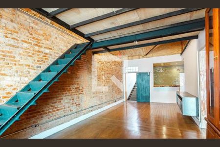 Casa para alugar com 3 quartos, 240m² em Barra Funda, São Paulo