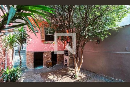 Casa para alugar com 240m², 3 quartos e sem vaga