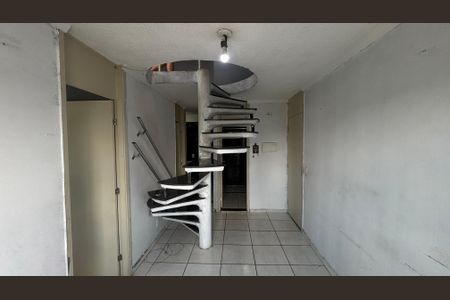 Sala de apartamento para alugar com 3 quartos, 86m² em Vila Lutécia, Santo André
