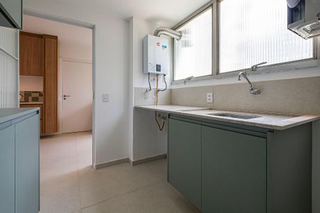 Apartamento à venda com 124m², 3 quartos e 2 vagasÁrea de Serviço