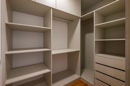 Apartamento à venda com 124m², 3 quartos e 2 vagasRoupeiro