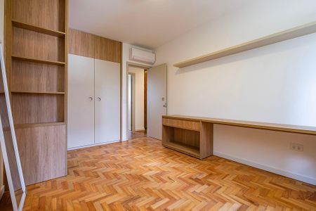 Apartamento à venda com 124m², 3 quartos e 2 vagasQuarto 2