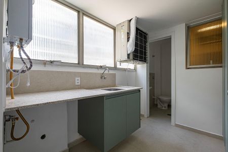 Apartamento à venda com 124m², 3 quartos e 2 vagasÁrea de Serviço