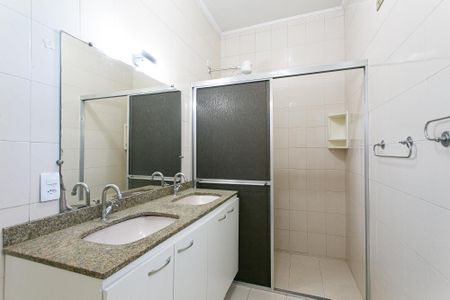 Casa para alugar com 150m², 4 quartos e 1 vagaBanheiro 1