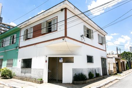 Casa para alugar com 150m², 4 quartos e 1 vagaFachada