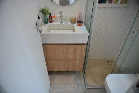 Apartamento à venda com 100m², 2 quartos e 2 vagasBanheiro da Suíte