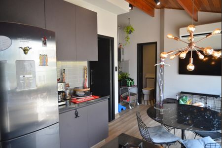 Apartamento à venda com 100m², 2 quartos e 2 vagasCozinha