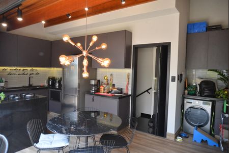 Apartamento à venda com 100m², 2 quartos e 2 vagasCozinha