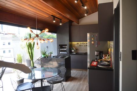 Apartamento à venda com 100m², 2 quartos e 2 vagasCobertura