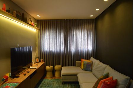 Sala de apartamento à venda com 2 quartos, 100m² em Vila Bastos, Santo André