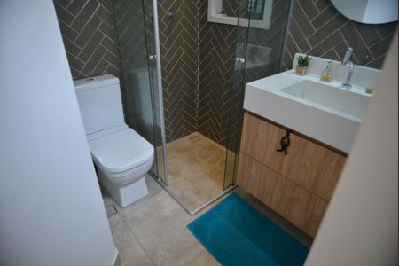 Apartamento à venda com 100m², 2 quartos e 2 vagasBanheiro da Suíte