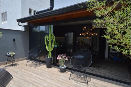 Apartamento à venda com 100m², 2 quartos e 2 vagasCobertura