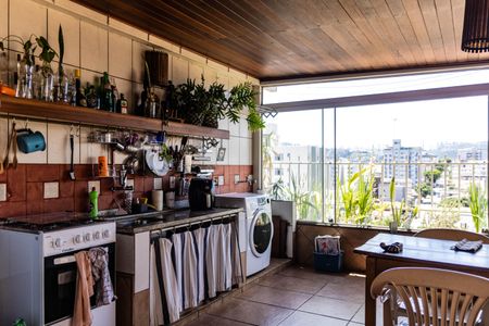 Apartamento à venda com 180m², 3 quartos e 2 vagas Apartamento à venda com 180m², 3 quartos e 2 vagasEspaço Gourmet