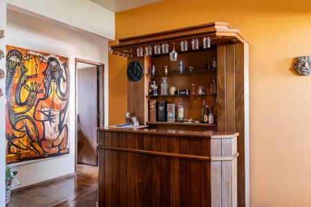 Apartamento à venda com 180m², 3 quartos e 2 vagas Apartamento à venda com 180m², 3 quartos e 2 vagasCopa