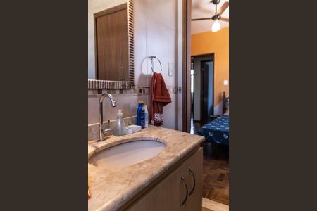 Apartamento à venda com 180m², 3 quartos e 2 vagas Apartamento à venda com 180m², 3 quartos e 2 vagasBanheiro da Suíte