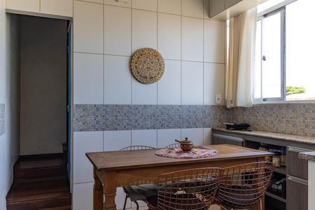 Apartamento à venda com 180m², 3 quartos e 2 vagas Apartamento à venda com 180m², 3 quartos e 2 vagasCozinha