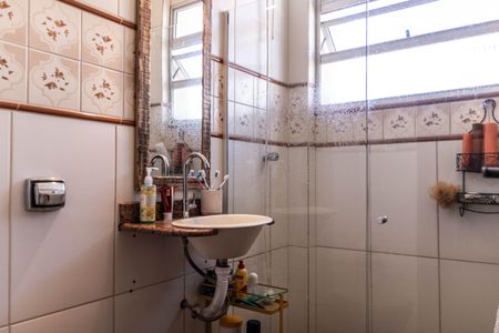 Apartamento à venda com 180m², 3 quartos e 2 vagas Apartamento à venda com 180m², 3 quartos e 2 vagasBanheiro 1