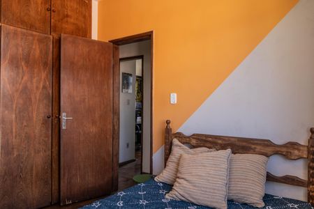 Apartamento à venda com 180m², 3 quartos e 2 vagas Apartamento à venda com 180m², 3 quartos e 2 vagasSuíte