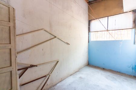 Casa para alugar com 80m², 2 quartos e 1 vagaÁrea de Serviço 