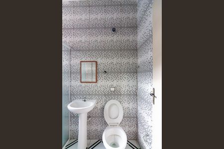 Casa para alugar com 80m², 2 quartos e 1 vagaBanheiro 1