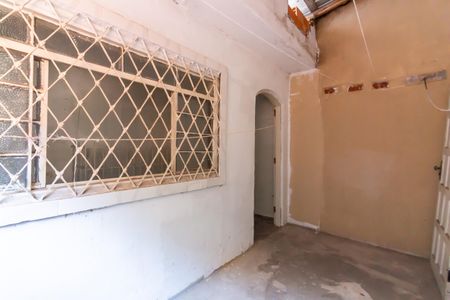 Casa para alugar com 80m², 2 quartos e 1 vagaÁrea de Serviço 