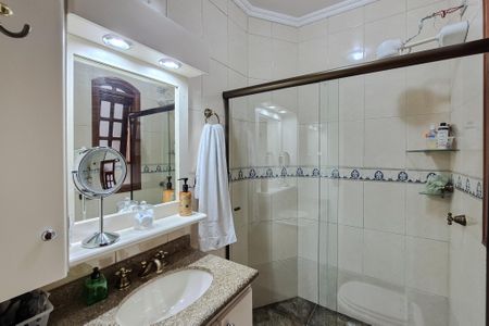 Casa à venda com 260m², 3 quartos e 4 vagasBanheiro da Suíte 3