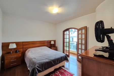 Casa à venda com 260m², 3 quartos e 4 vagasSuíte 1