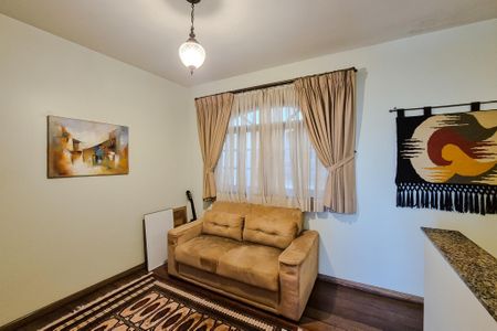 Casa à venda com 260m², 3 quartos e 4 vagasSala tv