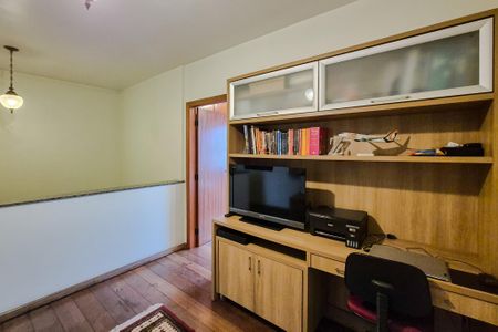 Casa à venda com 260m², 3 quartos e 4 vagasSala tv