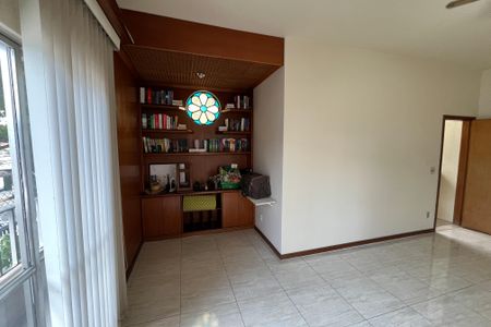 Casa para alugar com 135m², 3 quartos e 4 vagasSala