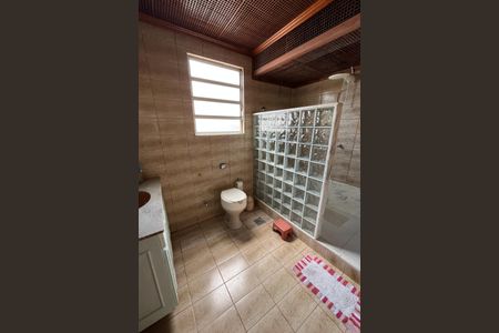 Casa para alugar com 135m², 3 quartos e 4 vagasBanheiro