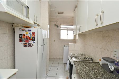Apartamento à venda com 55m², 2 quartos e 1 vaga Apartamento à venda com 55m², 2 quartos e 1 vagaCozinha