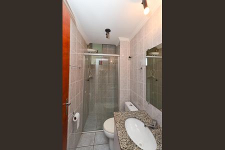 Apartamento à venda com 55m², 2 quartos e 1 vaga Apartamento à venda com 55m², 2 quartos e 1 vagaBanheiro social